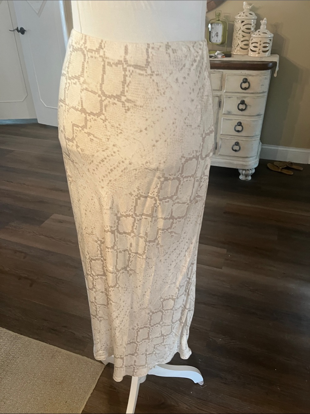 Bella Dahl Beige Snake-Print Maxi Skirt